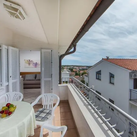 Mit Pool By Interhome Apartamento *