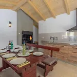 Mit Pool By Interhome Apartmán Pula