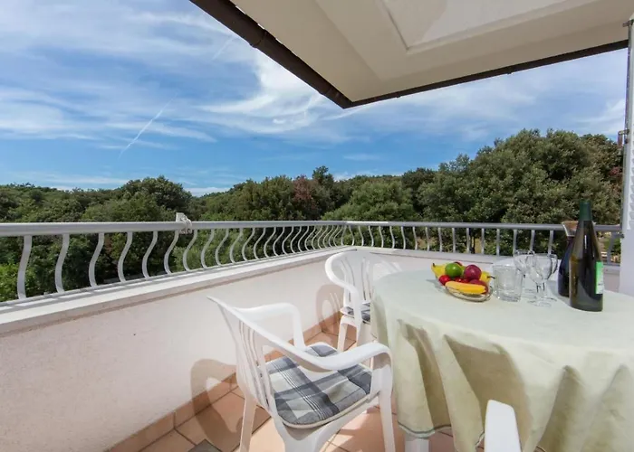 Mit Pool By Interhome