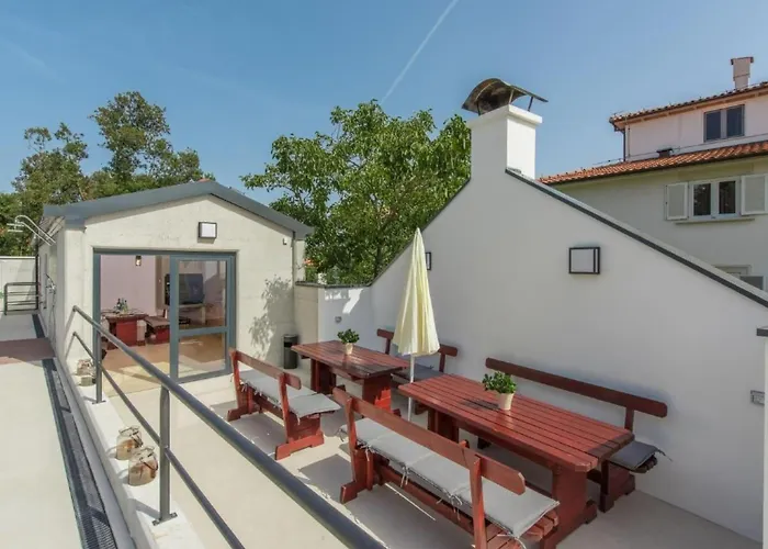 Appartement Mit Pool By Interhome